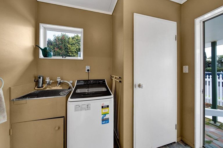 Photo of property in 57 Murray Avenue, Hawera, 4610