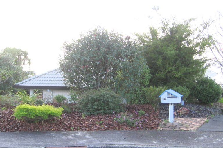 Photo of property in 14 Durness Place, Red Beach, 0932