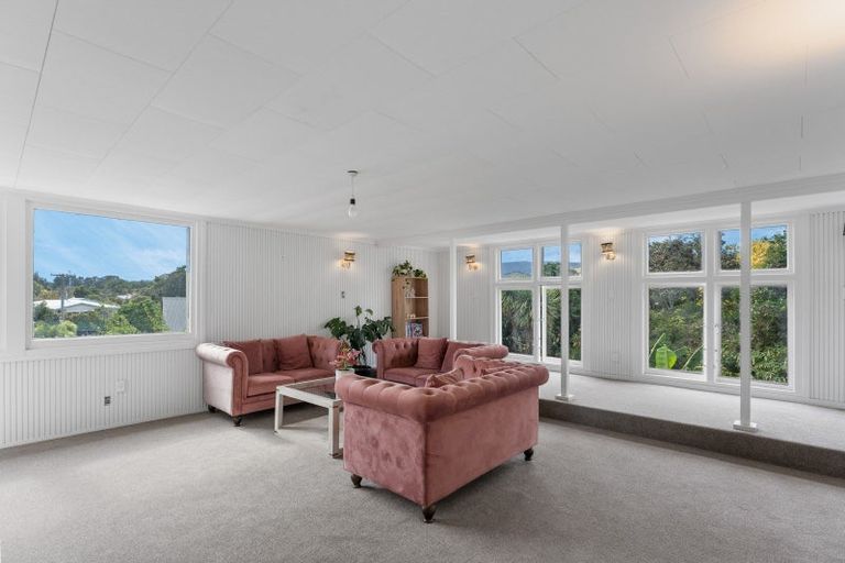 Photo of property in 6 Atmore Avenue, Otaki, 5512