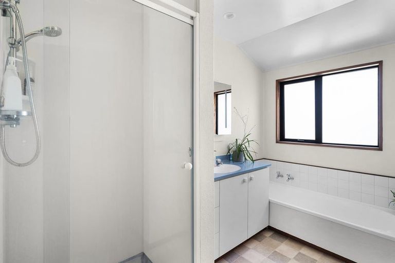 Photo of property in 27b Lancewood Drive, Halswell, Christchurch, 8025