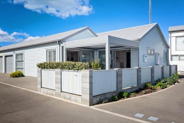 Photo of property in 3 Macauley Street, Ahuriri, Napier, 4110