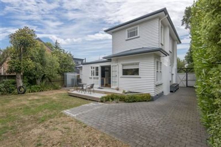 Photo of property in 86a Idris Road, Fendalton, Christchurch, 8052