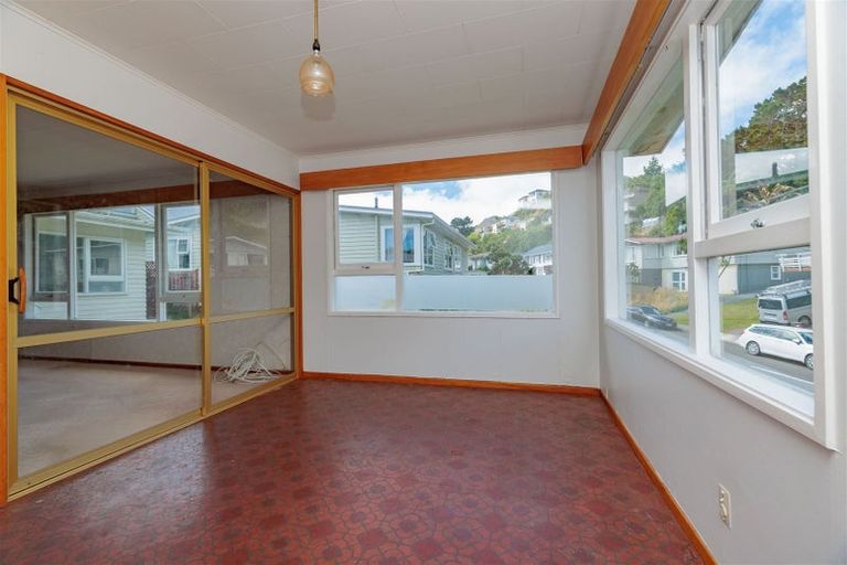 Photo of property in 15 Cortina Avenue, Johnsonville, Wellington, 6037