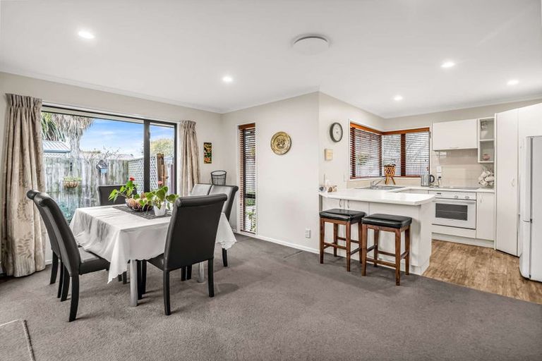 Photo of property in 2/126 Halswell Road, Hillmorton, Christchurch, 8025