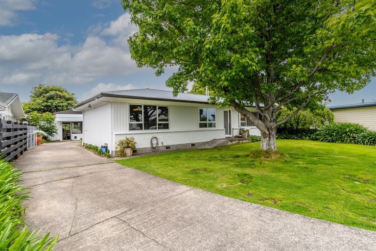 Photo of property in 6 Trigg Crescent, Taradale, Napier, 4112