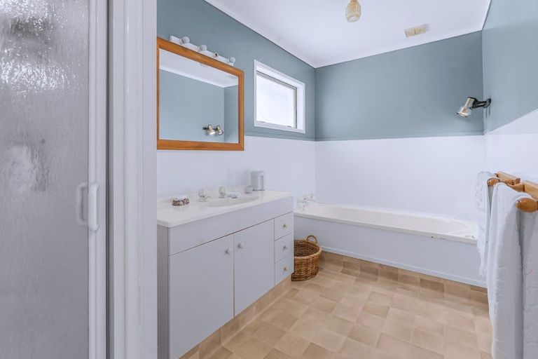 Photo of property in 672 Hoturoa Street, Kawhia, 3889