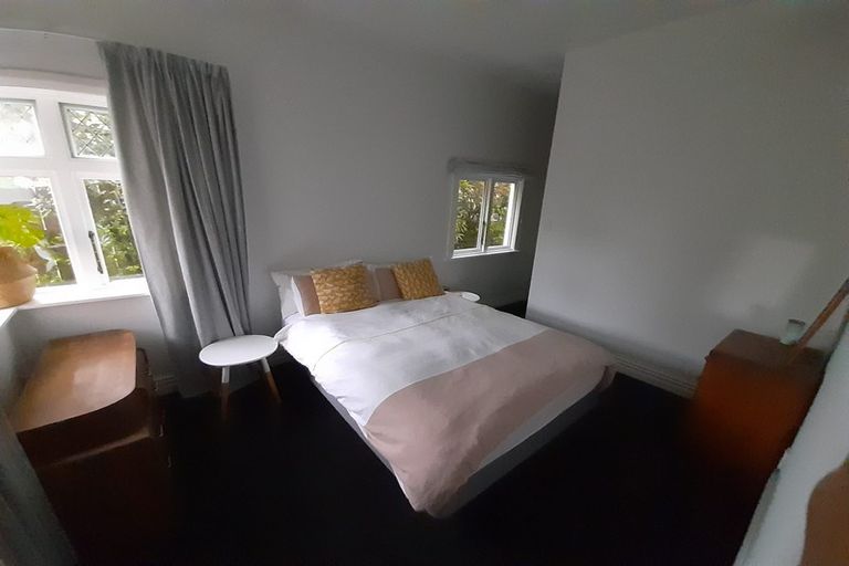 Photo of property in 45 Nottingham Street, Karori, Wellington, 6012