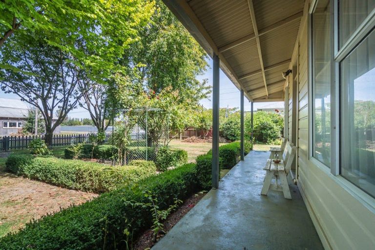 Photo of property in 16 Lennox Street, Winchester, 7985