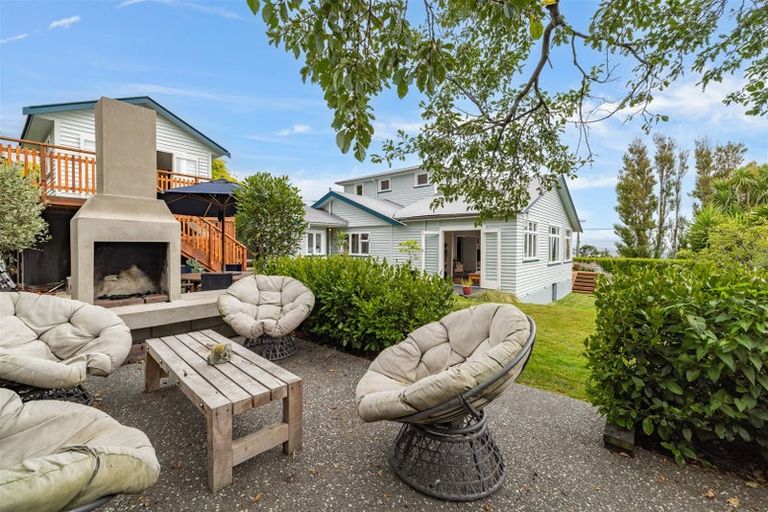 Photo of property in 87 Saint Andrews Hill Road, Mount Pleasant, Christchurch, 8081