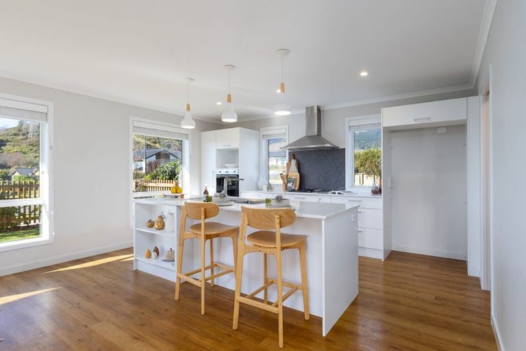 Photo of property in 2 Wrights Place, Stoke, Nelson, 7011