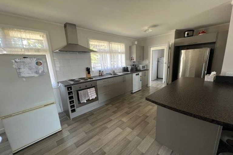 Photo of property in 8 Greers Road, Ilam, Christchurch, 8041