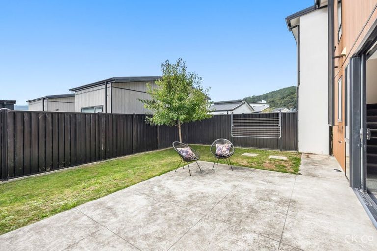 Photo of property in 7 Aston Crescent, Wallaceville, Upper Hutt, 5018