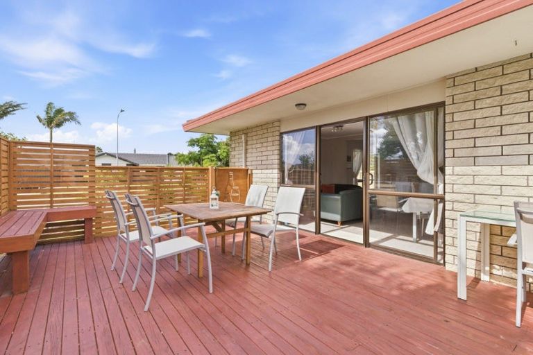 Photo of property in 2 Ngarimu Place, Mount Maunganui, 3116