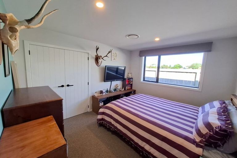 Photo of property in 5 Wheki Lane, Inglewood, 4330