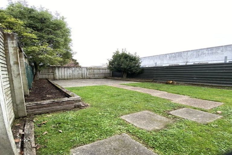 Photo of property in 15 Sierra Court, Roslyn, Palmerston North, 4414