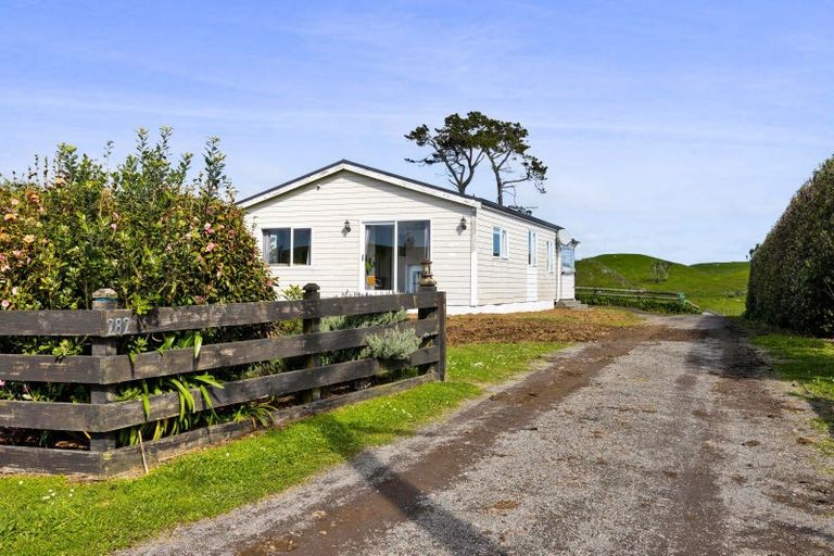 Photo of property in 282 Warea Road, Warea, New Plymouth, 4381