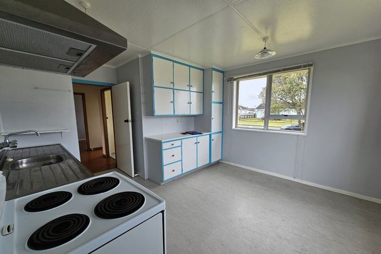 Photo of property in 63 Titoki Street, Castlecliff, Whanganui, 4501