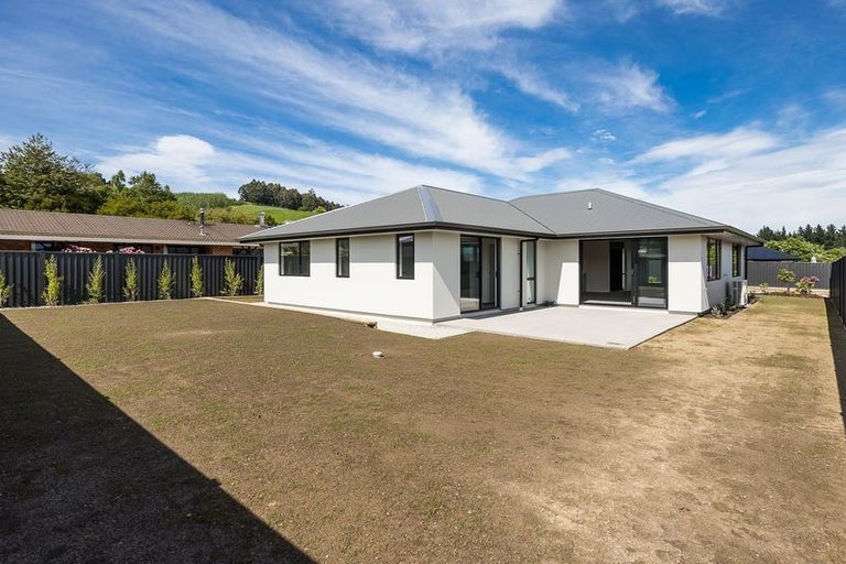 Photo of property in 8 Magnolia Lane, Mosgiel, 9024