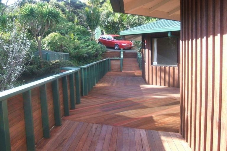 Photo of property in 49 Tasman View Road, Te Henga / Bethells Beach, Henderson, 0781