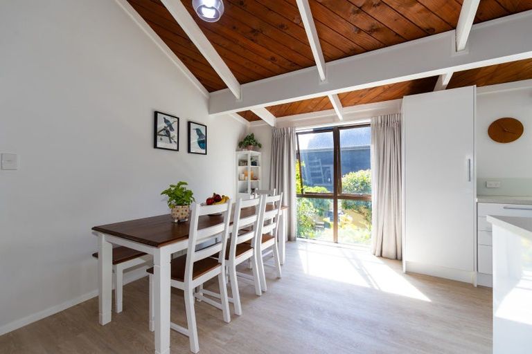 Photo of property in 7 Avenue Road, Greenmeadows, Napier, 4112