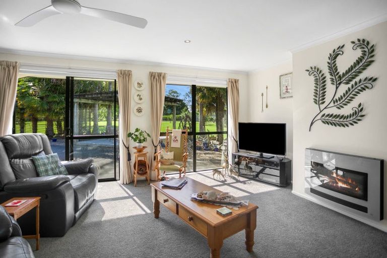 Photo of property in 108 Waitotara Drive, Waipapa, 0230