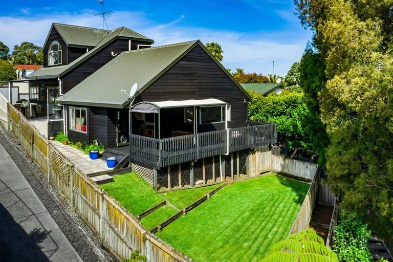 Photo of property in 286 Beach Road, Campbells Bay, Auckland, 0630