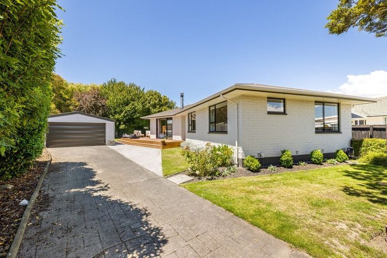 Photo of property in 6 Bidwell Place, Hillmorton, Christchurch, 8025