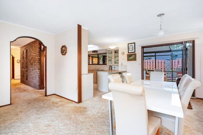 Photo of property in 17 Clarkson Crescent, Maunu, Whangarei, 0110