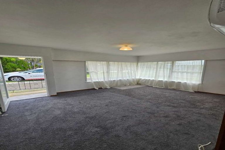 Photo of property in 1/4 Anne Road, Hillcrest, Auckland, 0627