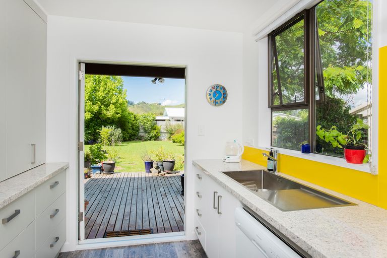 Photo of property in 119 Iranui Road, Inner Kaiti, Gisborne, 4010