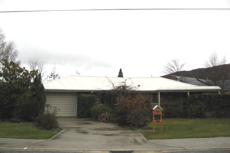 Photo of property in 35 Hazlett Street, Clyde, 9330