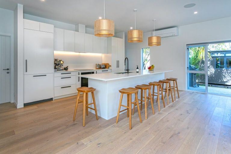 Photo of property in 163 Ocean Beach Road, Tairua, 3508