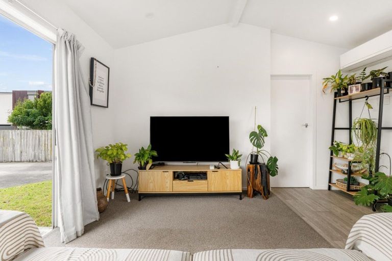 Photo of property in 1188b Papamoa Beach Road, Papamoa Beach, Papamoa, 3118