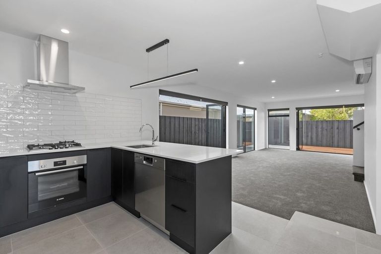 Photo of property in 480b Barbadoes Street, Edgeware, Christchurch, 8013