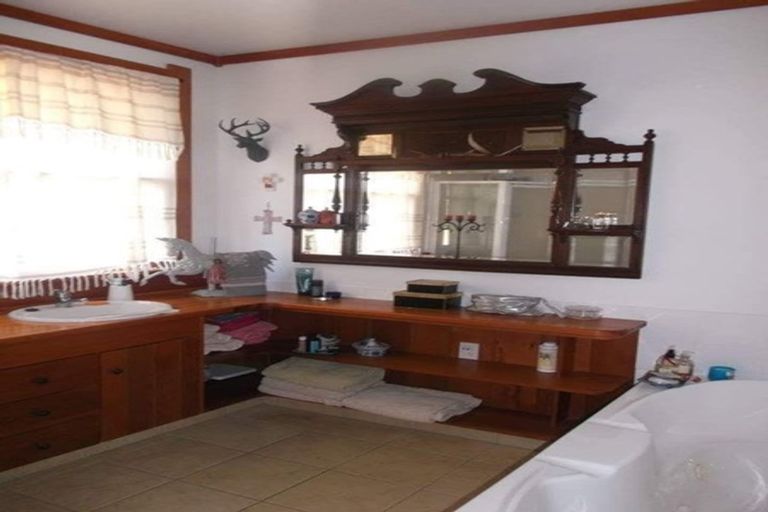 Photo of property in The Trading Post, 900 Waimarama Road, Waimarama, Havelock North, 4294