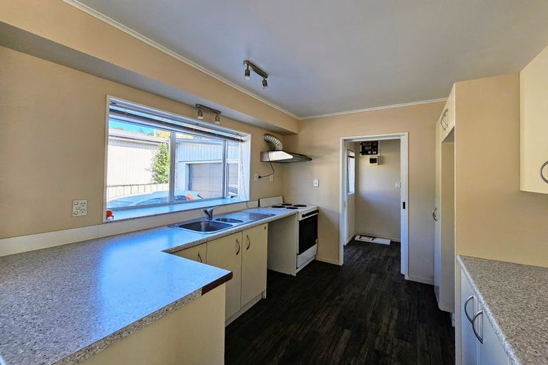 Photo of property in 4 Danden Way, Pukekohe, 2120