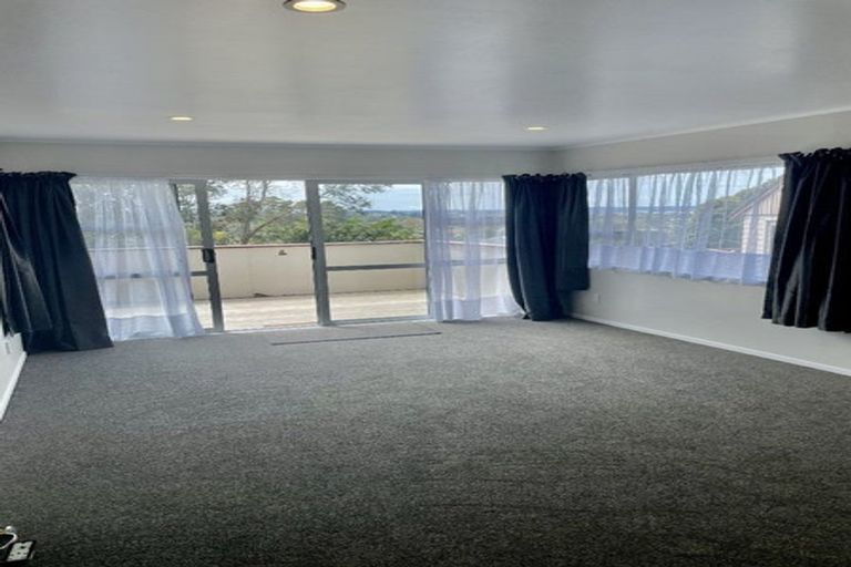 Photo of property in 1/17 Clearview Heights, Ranui, Auckland, 0612