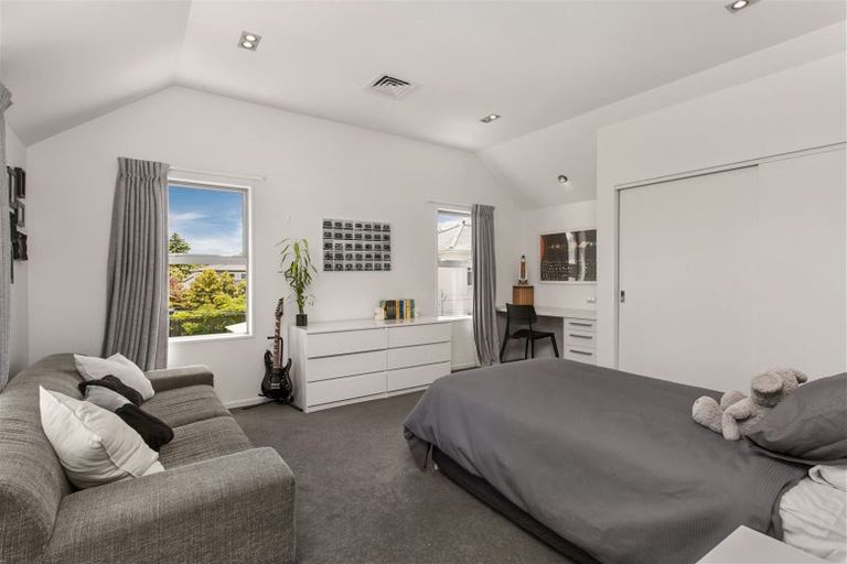 Photo of property in 381 Papanui Road, Strowan, Christchurch, 8052