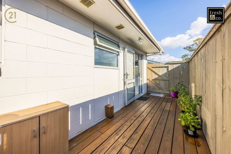 Photo of property in 2/29 South Street, Papakura, 2110