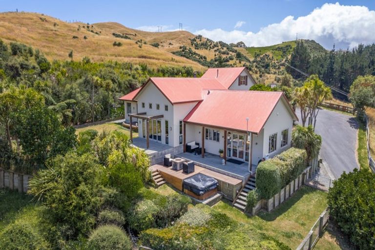 Photo of property in 407 Grays Road, Pauatahanui, Porirua, 5381