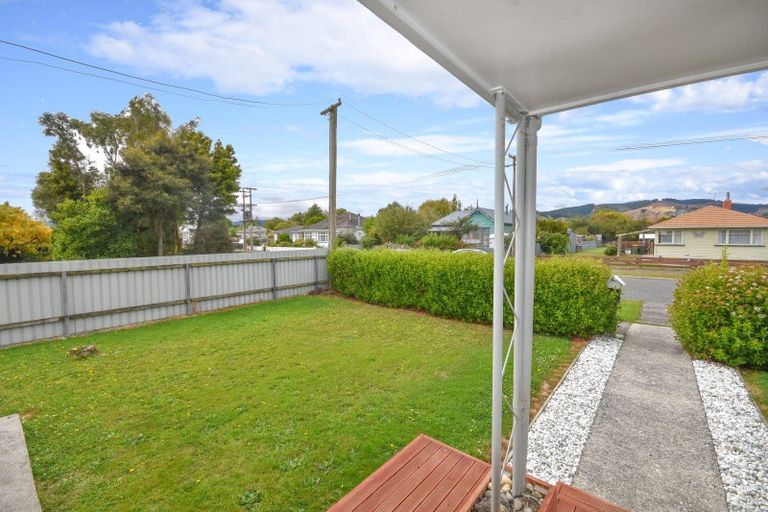 Photo of property in 30 Burns Street, Milton, 9220