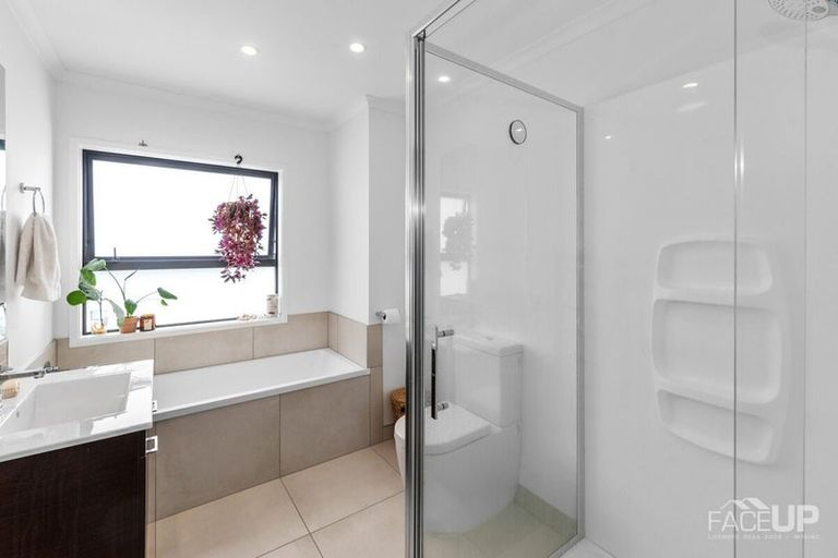 Photo of property in 3/25 Sidney Wallingford Way, Hobsonville, Auckland, 0616