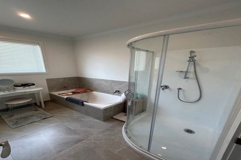 Photo of property in 258 Birkdale Road, Birkdale, Auckland, 0626