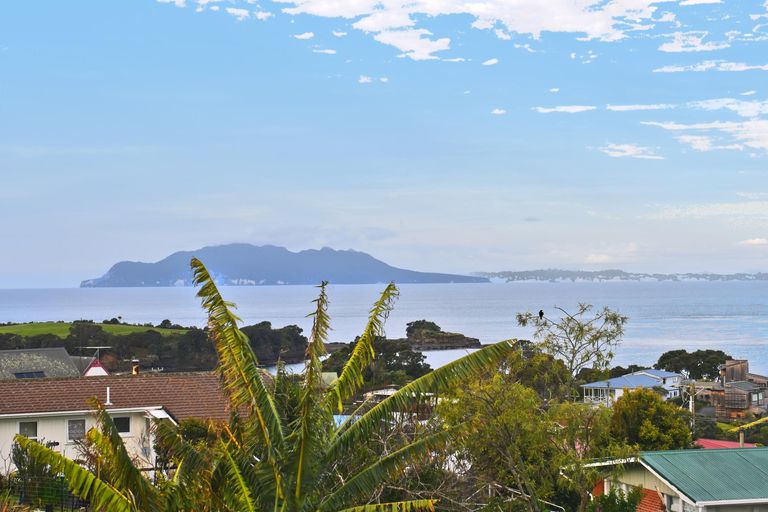 Photo of property in 51 Barrier View Road, Leigh, 0985