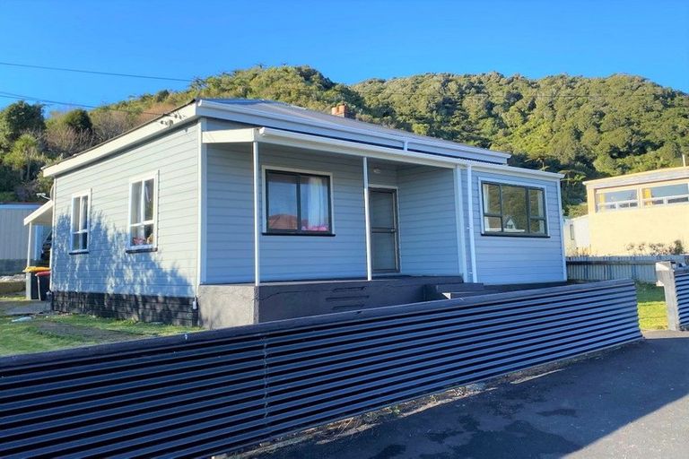 Photo of property in 149 Bright Street, Cobden, Greymouth, 7802