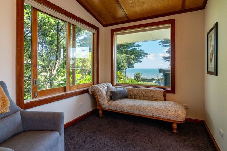 Photo of property in 33 Tainui Street, Raumati Beach, Paraparaumu, 5032