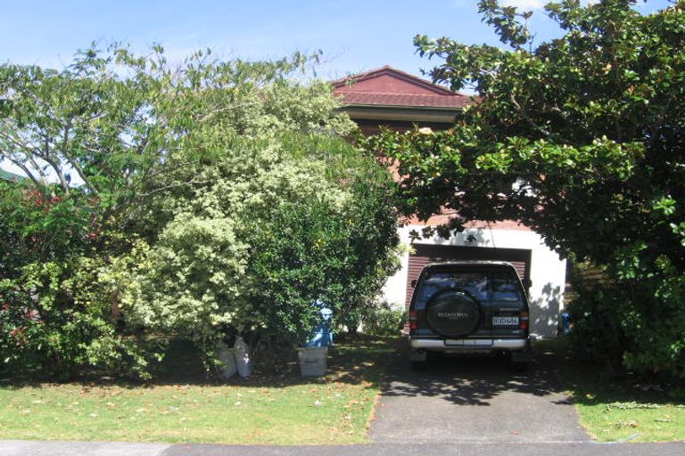 Photo of property in 1/31 Marlborough Avenue, Glenfield, Auckland, 0629