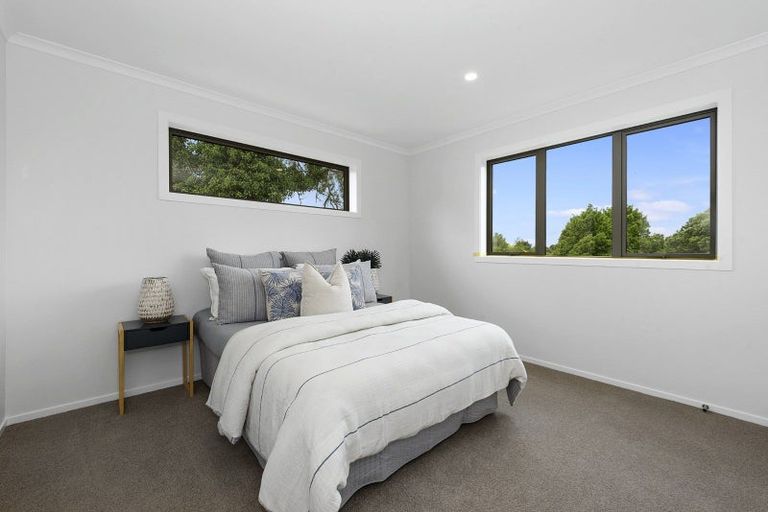 Photo of property in 2/18 Pickering Crescent, Chedworth, Hamilton, 3210