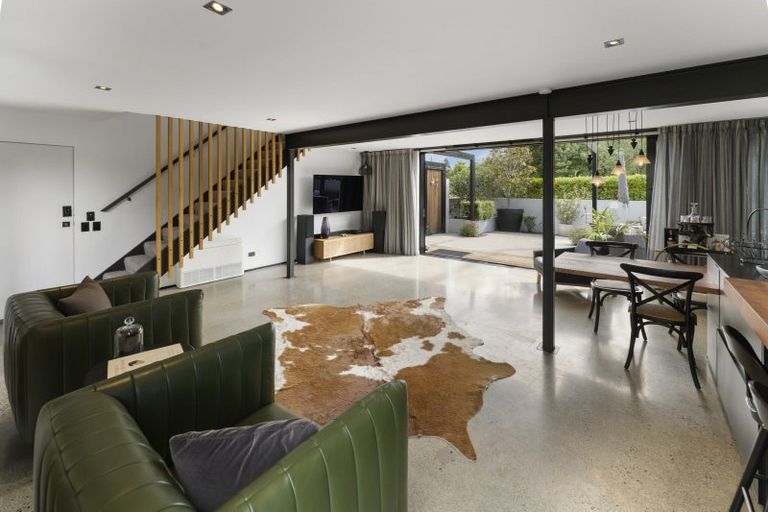 Photo of property in 137 Tasman Street, Nelson, 7010