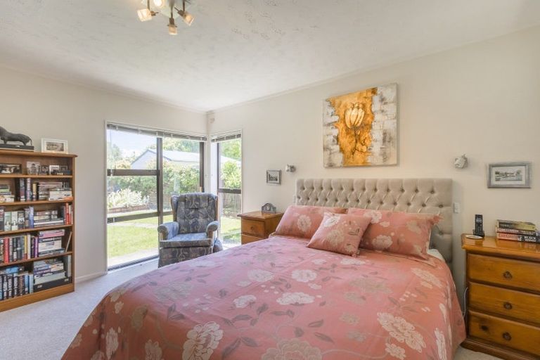 Photo of property in 349b Te Moana Road, Waikanae, 5036